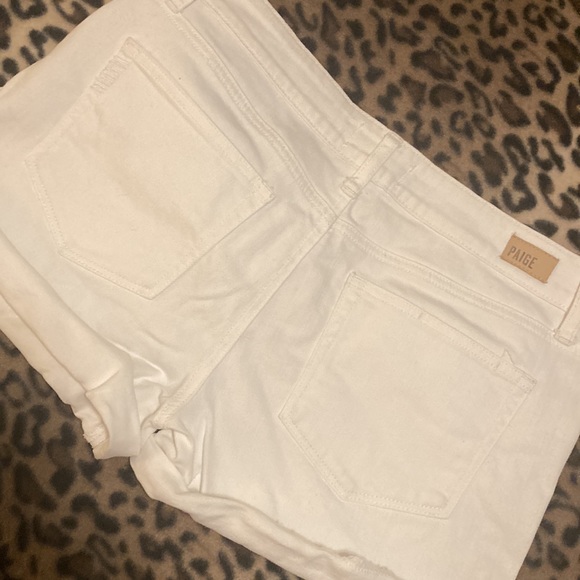 2 for $40 PAIGE Shorts Women’s Size 28 Paige Cuffed Hem Shorts White Jean Shorts - Picture 10 of 14